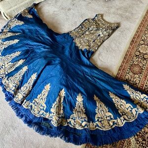 Exquisite Blue and Gold indian Silk party wear gown!